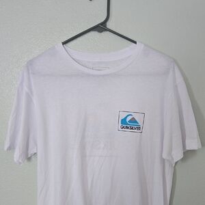 Quiksilver | White Graphic Tee Size Medium NWOT